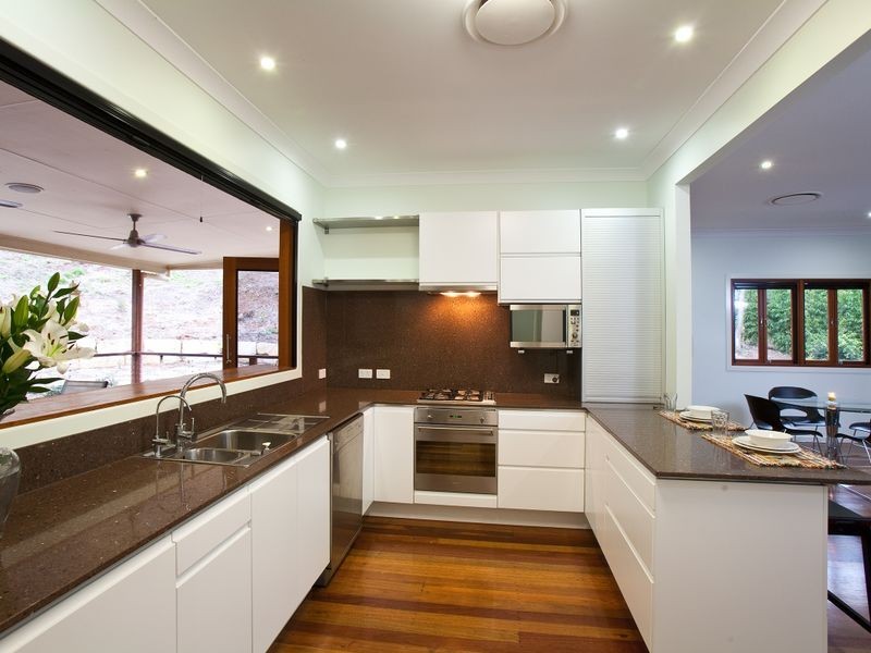 210 Pacey Road, Upper Brookfield QLD 4069