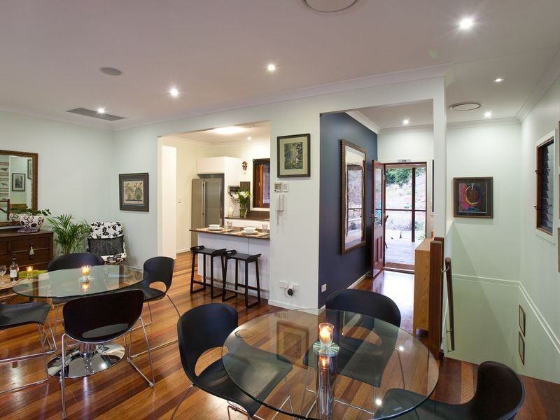 210 Pacey Road, Upper Brookfield QLD 4069