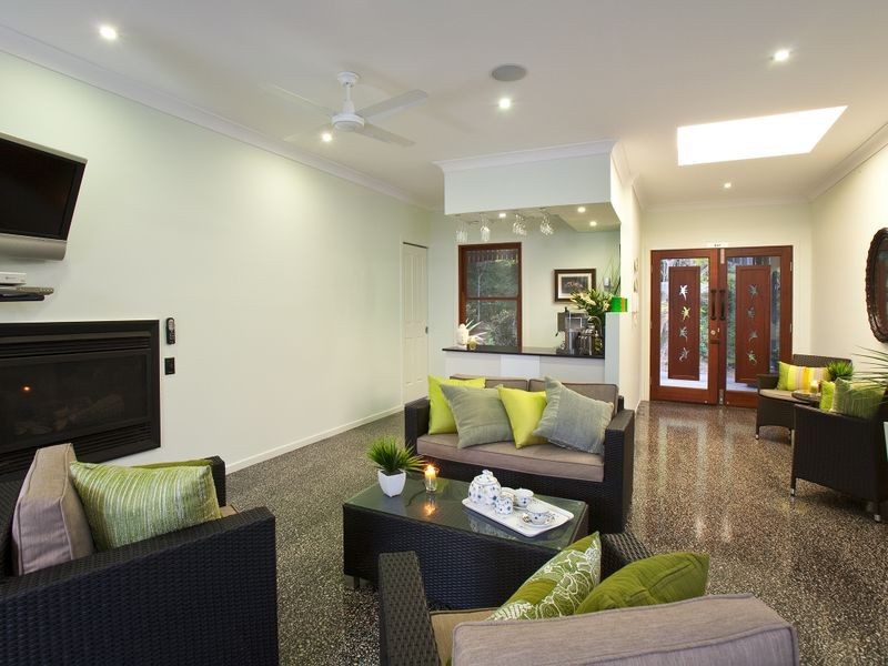 210 Pacey Road, Upper Brookfield QLD 4069