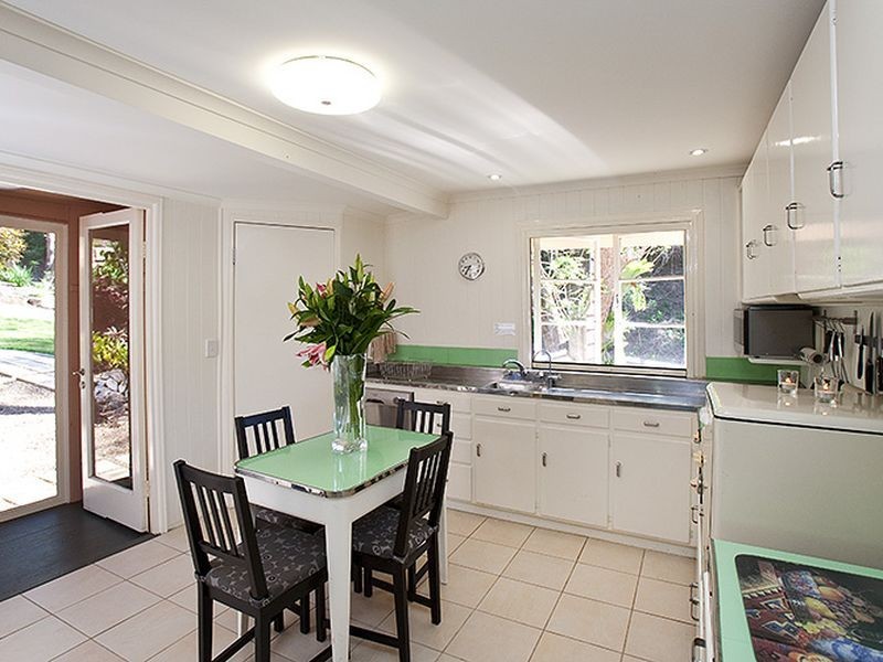 210 Pacey Road, Upper Brookfield QLD 4069