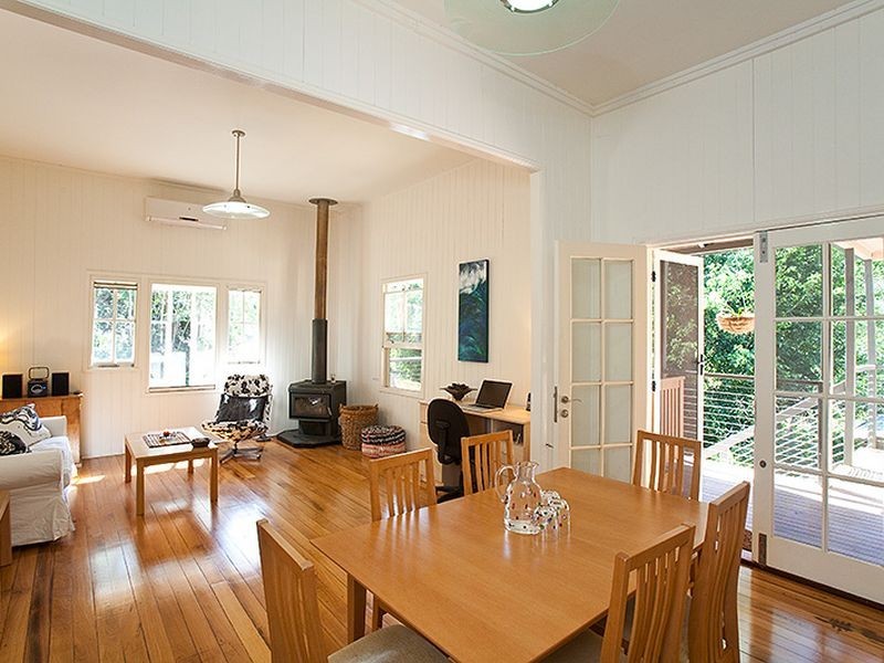 210 Pacey Road, Upper Brookfield QLD 4069