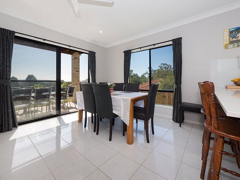 19 Grange Place, Moggill QLD 4070