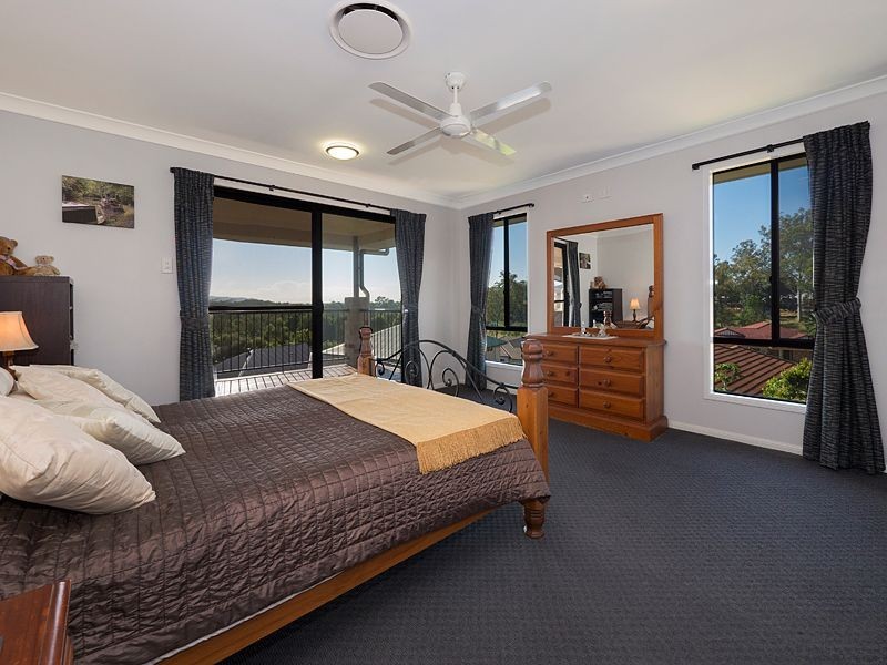 19 Grange Place, Moggill QLD 4070