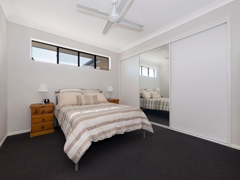 19 Grange Place, Moggill QLD 4070