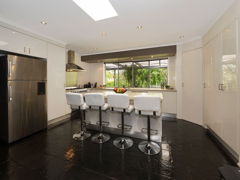 13 Redgum Close, Bellbowrie QLD 4070