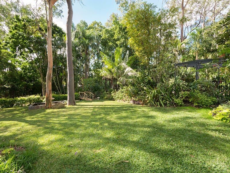 13 Redgum Close, Bellbowrie QLD 4070