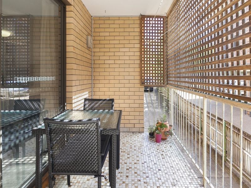 1/18 Foxton Street, Indooroopilly QLD 4068