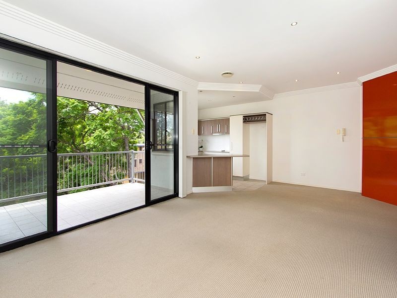 5/26 Lambert Road, Indooroopilly QLD 4068