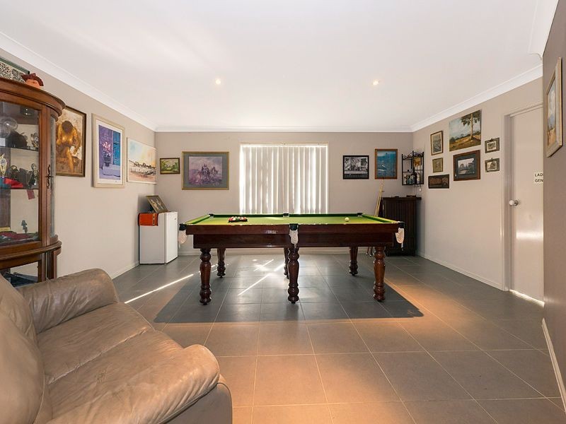 51 Lagoon Crescent, Bellbowrie QLD 4070