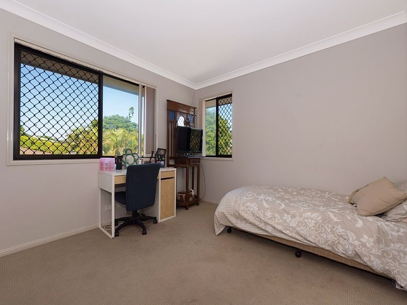 51 Lagoon Crescent, Bellbowrie QLD 4070