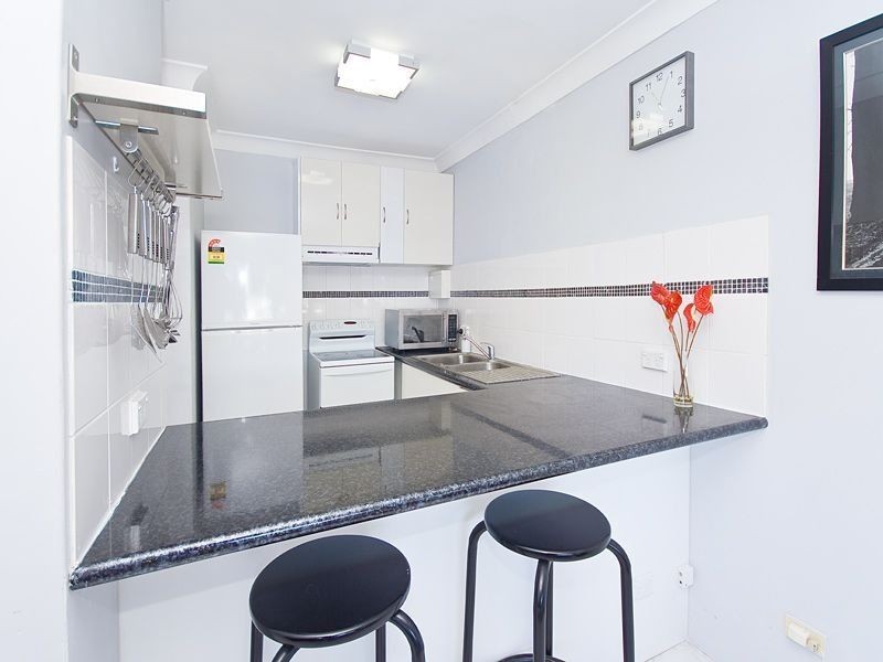 7/16 Booth Street, Toowong QLD 4066