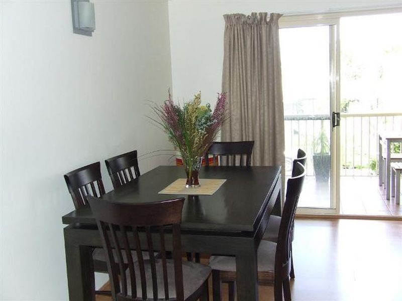 2/1 Sundridge Street, Taringa QLD 4068