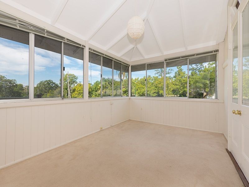 58 Weekes Road, Moggill QLD 4070