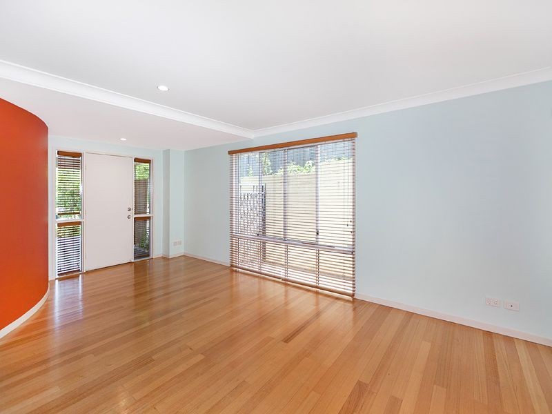 51 Manchester Terrace, Indooroopilly QLD 4068