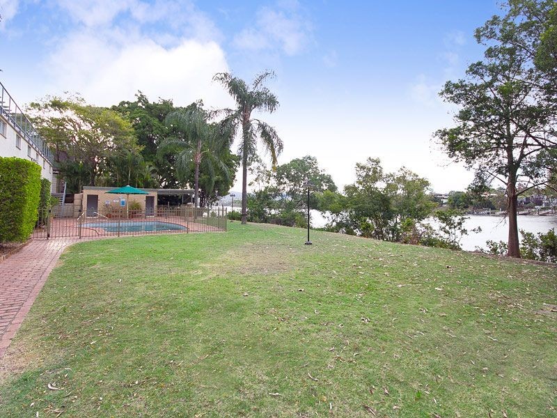 6/164 Macquarie Street, St Lucia QLD 4067