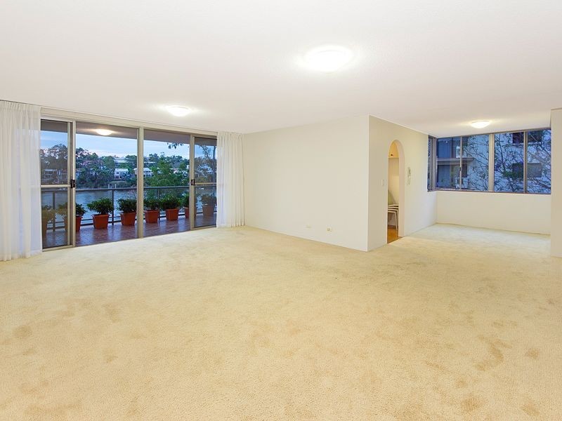 6/164 Macquarie Street, St Lucia QLD 4067
