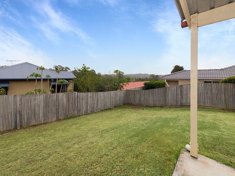 7 Volterra Place, Moggill QLD 4070