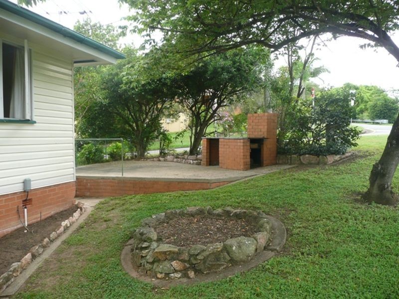 53 Sisley Street, St Lucia QLD 4067