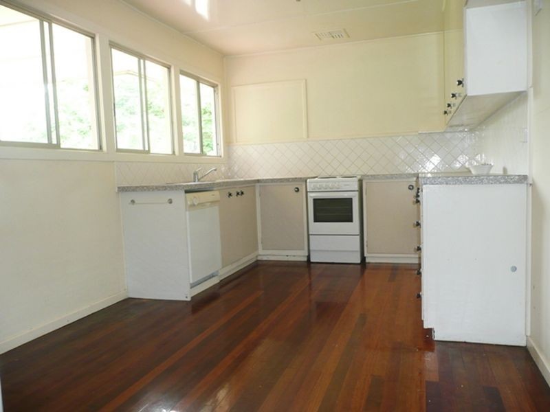 53 Sisley Street, St Lucia QLD 4067