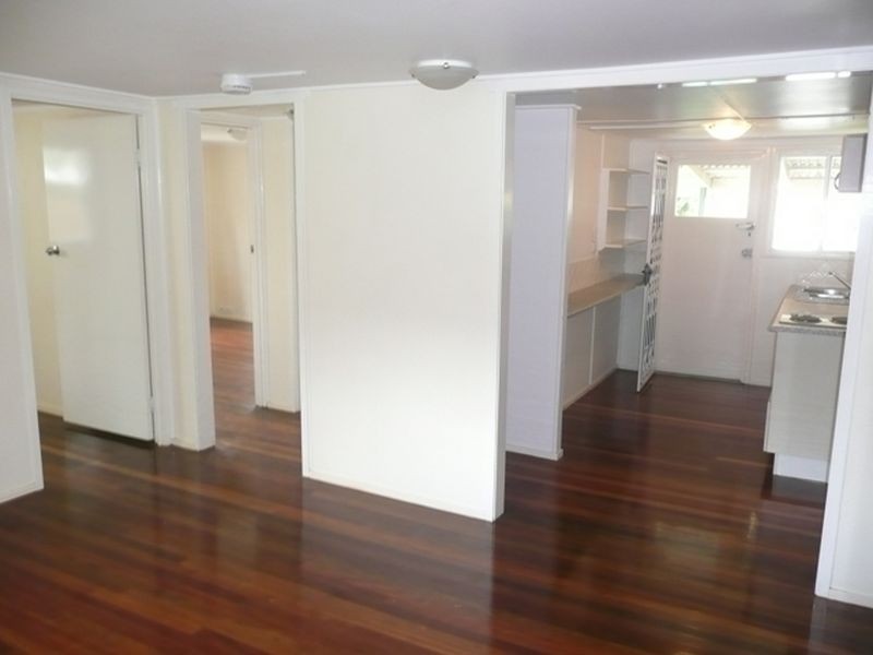 53 Sisley Street, St Lucia QLD 4067