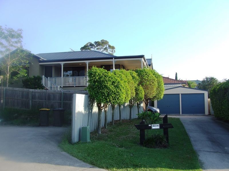 8 Taradale Close, Moggill QLD 4070