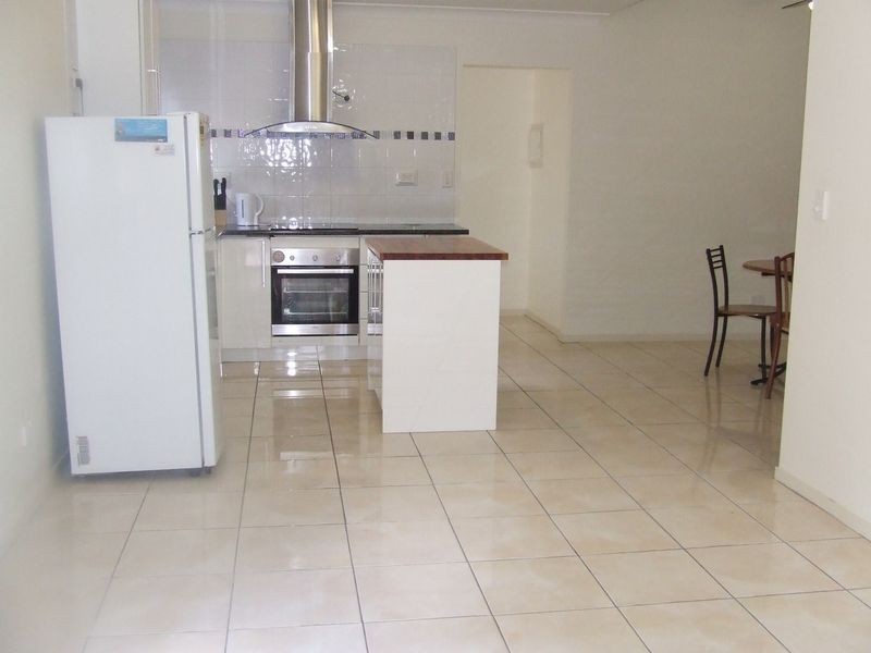 2/50 Witton Road, Indooroopilly QLD 4068