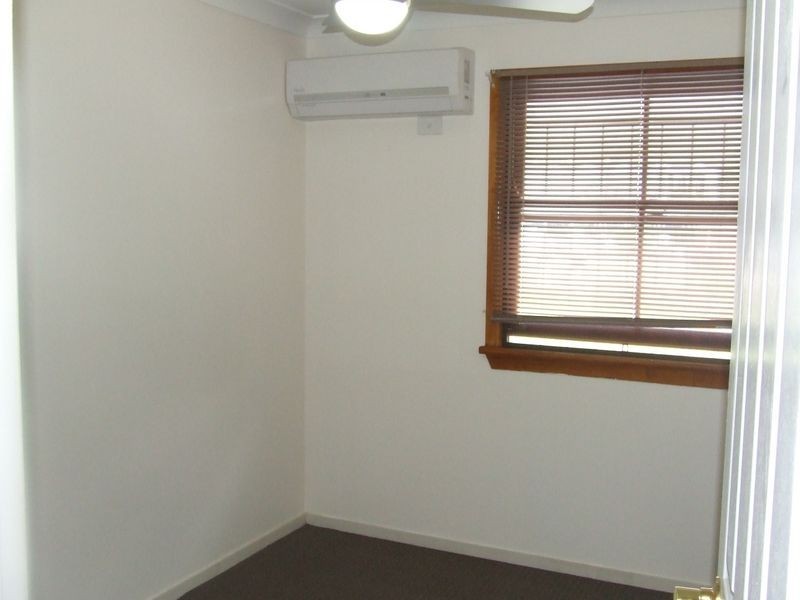 2/50 Witton Road, Indooroopilly QLD 4068