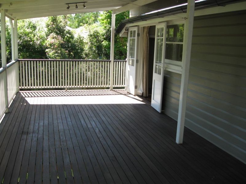 89 Russell Terrace, Indooroopilly QLD 4068