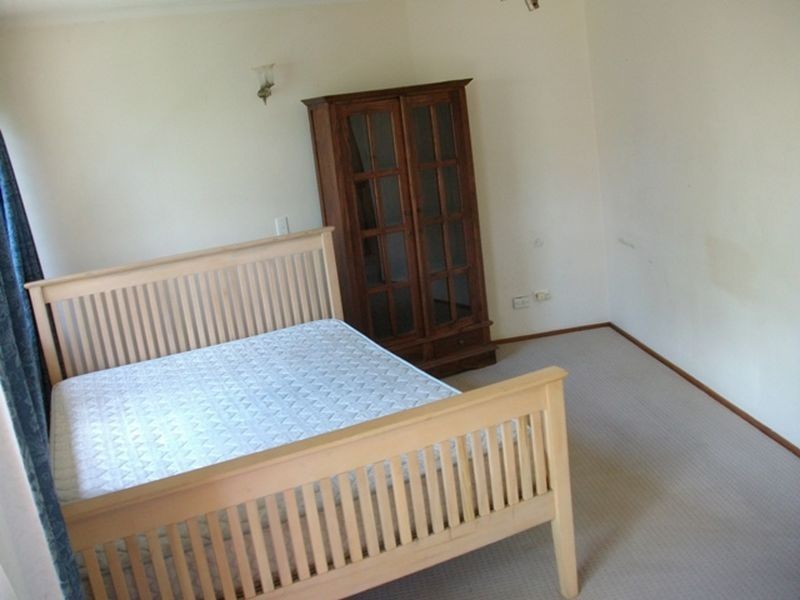 2/75 Bellevue Terrace, St Lucia QLD 4067