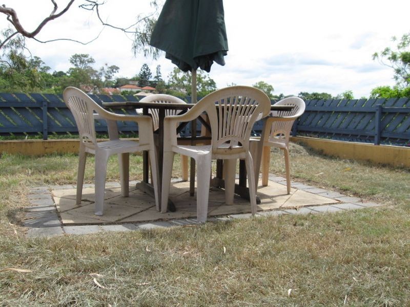 2/75 Bellevue Terrace, St Lucia QLD 4067