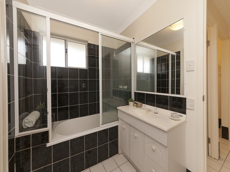 83 Mabel Street, Oxley QLD 4075