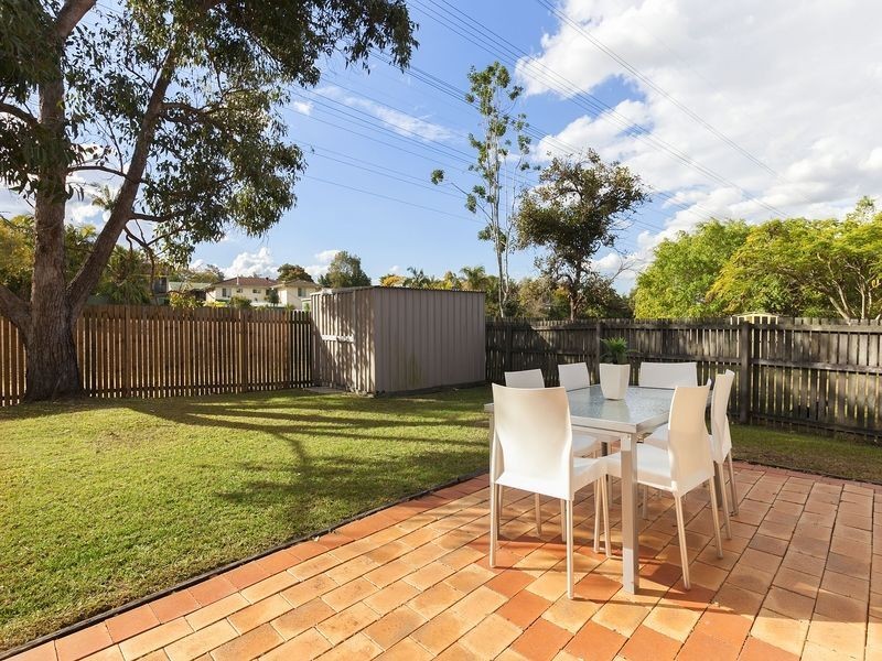 83 Mabel Street, Oxley QLD 4075