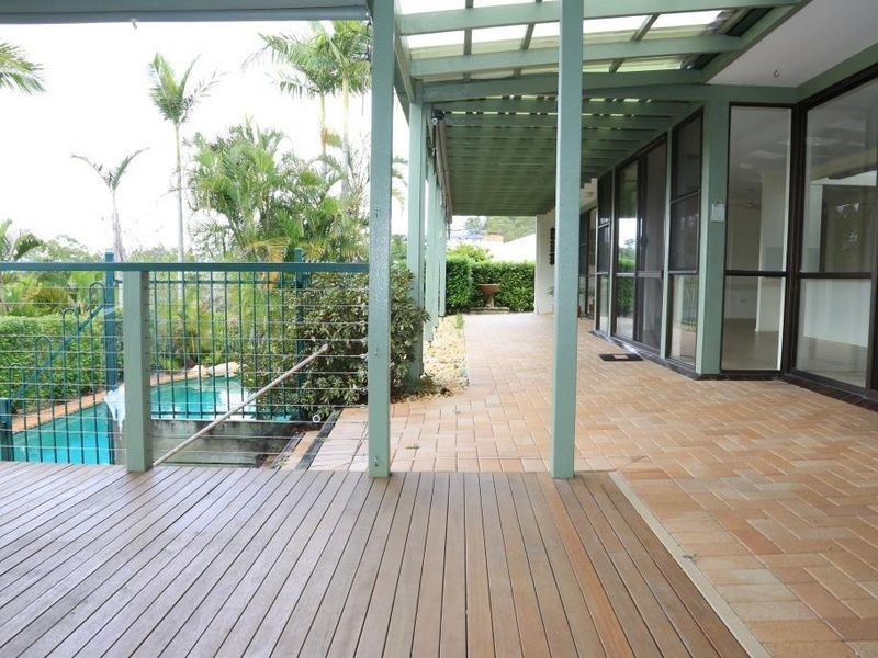 86 Carinya Street, Indooroopilly QLD 4068