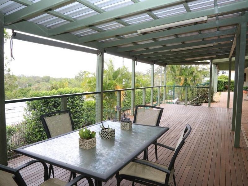 86 Carinya Street, Indooroopilly QLD 4068