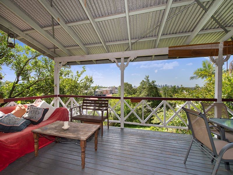 22 Swann Road, Taringa QLD 4068