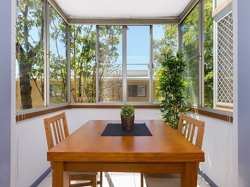 2/70 Mitre Street, St Lucia QLD 4067