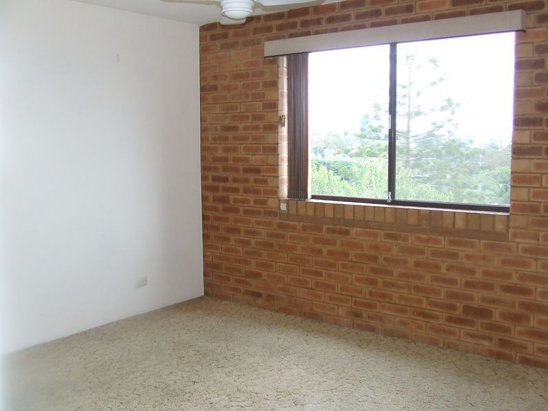 1/14 Bishop Street, St Lucia QLD 4067