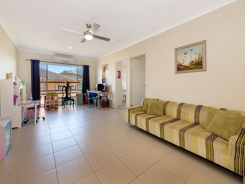 4 Kauri Pine Close, Moggill QLD 4070