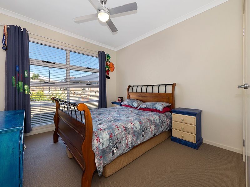 4 Kauri Pine Close, Moggill QLD 4070