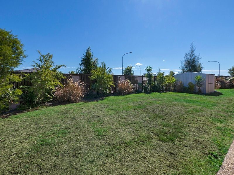 4 Kauri Pine Close, Moggill QLD 4070