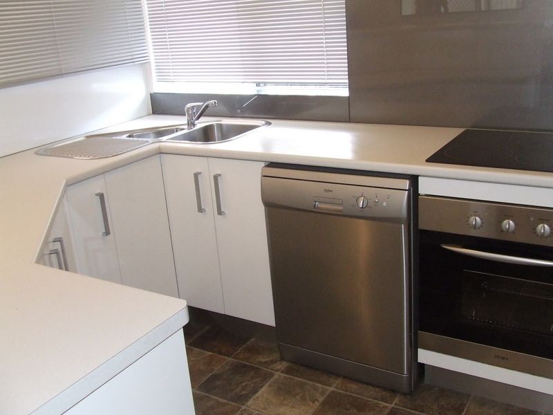 8/77 Sherwood Road, Toowong QLD 4066