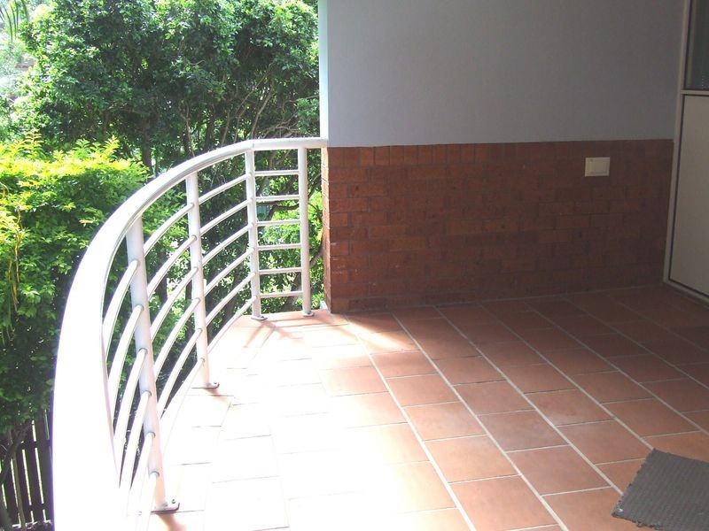 8/77 Sherwood Road, Toowong QLD 4066