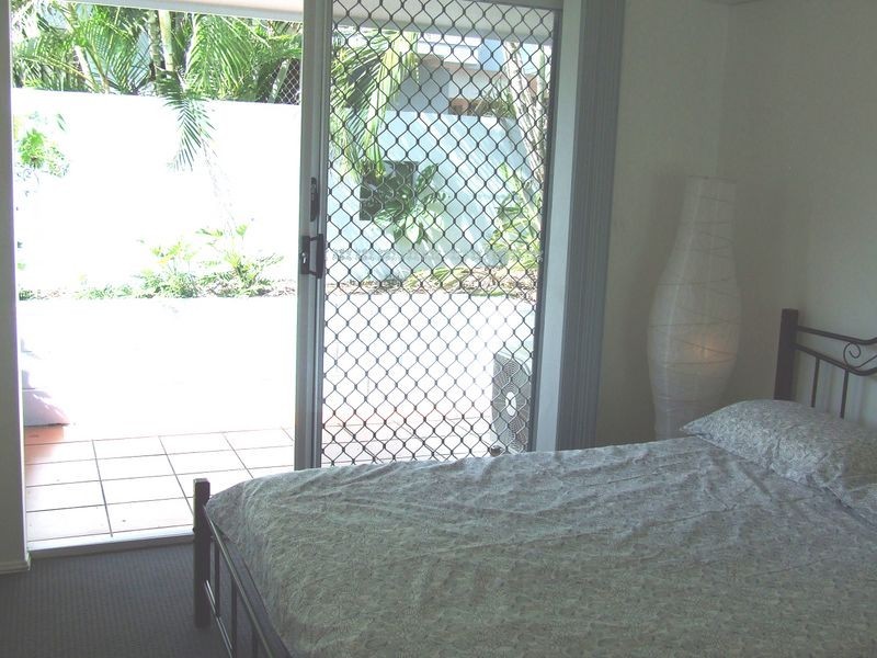 8/77 Sherwood Road, Toowong QLD 4066