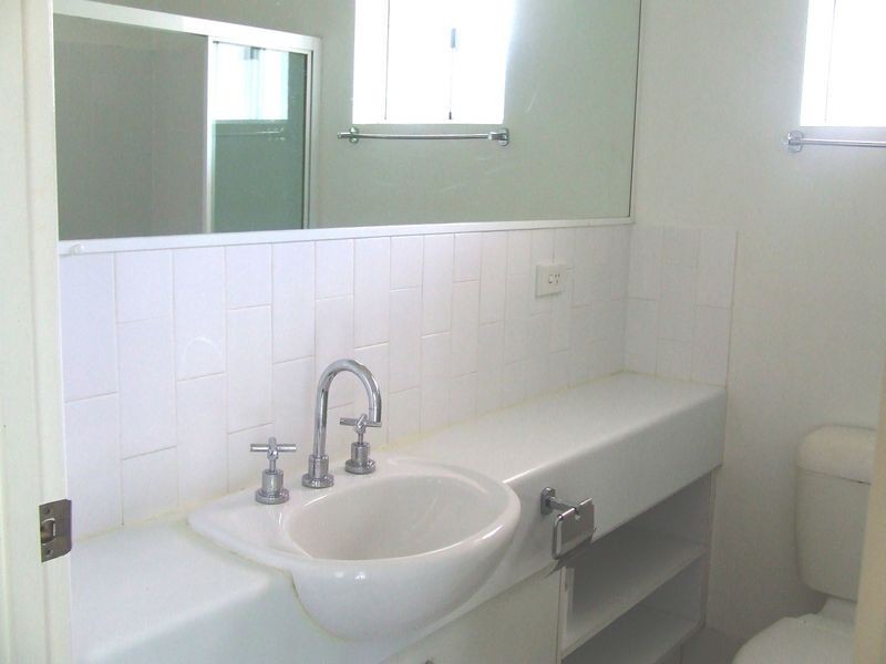 8/77 Sherwood Road, Toowong QLD 4066