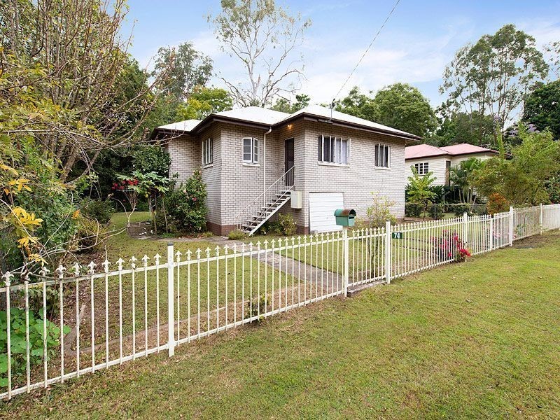 74 Bent Street, Toowong QLD 4066