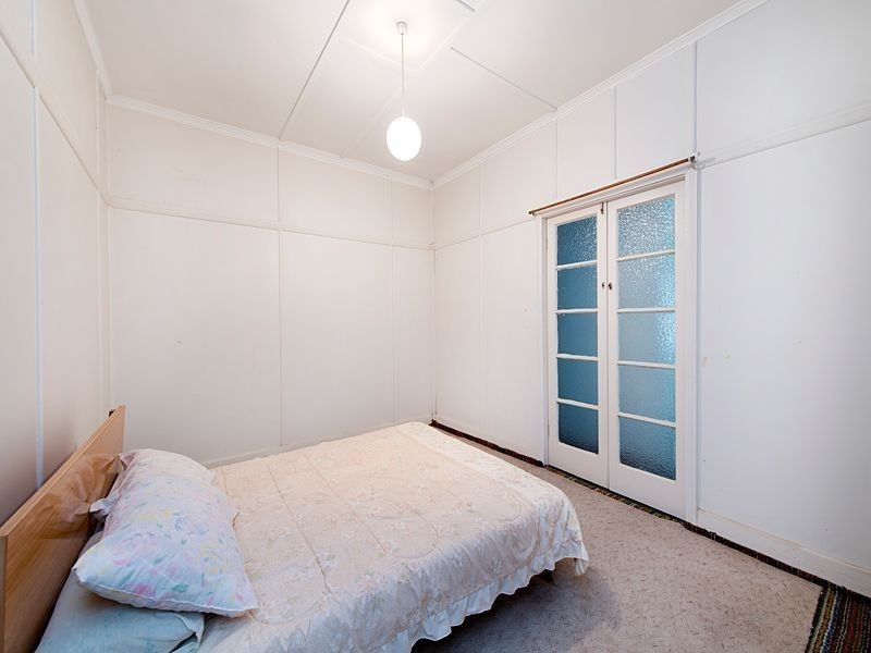74 Bent Street, Toowong QLD 4066