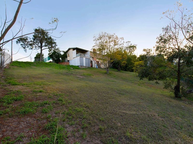 12A Norwood Street, Toowong QLD 4066