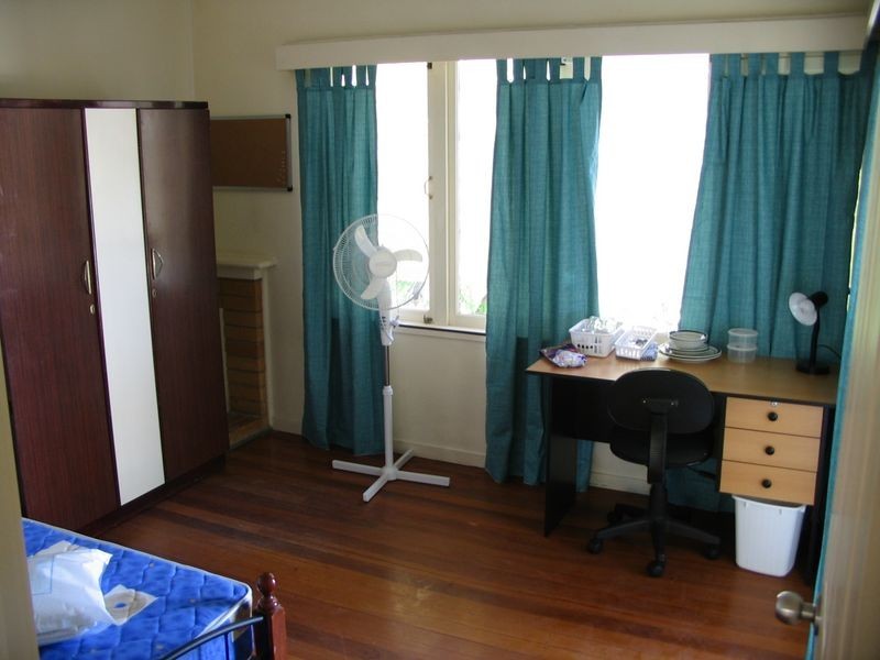 12A Norwood Street, Toowong QLD 4066