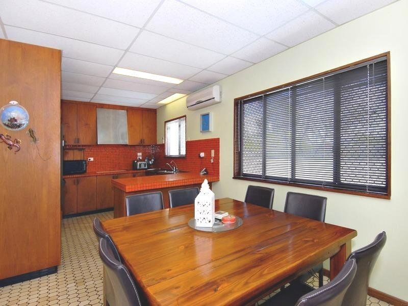 43 Kenmore Road, Kenmore QLD 4069
