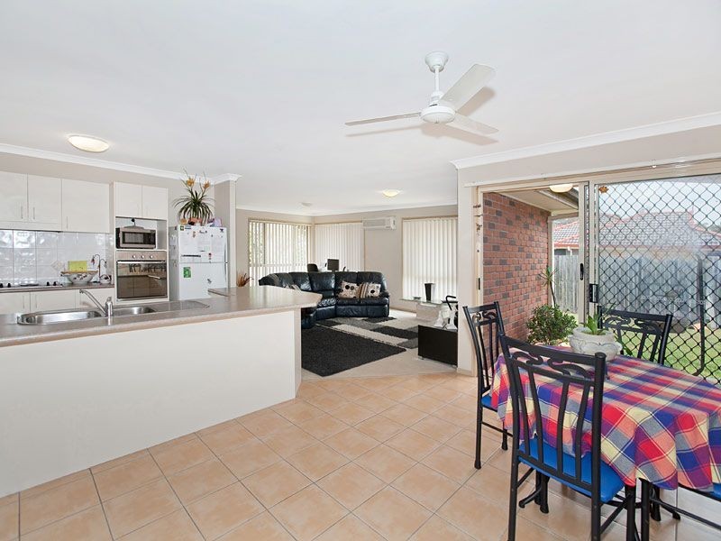 30 Mayfair Place, Moggill QLD 4070